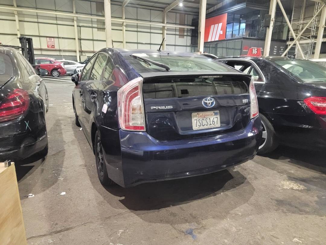 2013 TOYOTA PRIUS — 205448 Miles — Lot 3665185 — Main - Marhaba Auctions Used Cars - Image 4