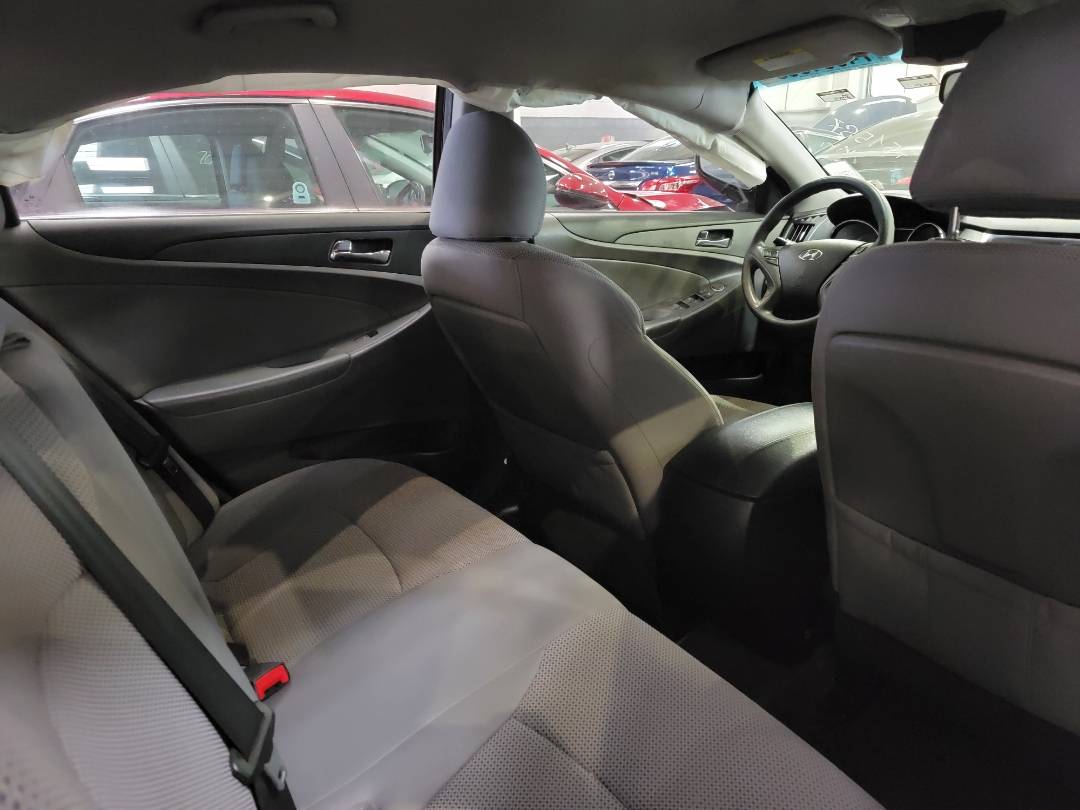 2013 HYUNDAI SONATA — 107712 Miles — Lot 74861363 - Marhaba Auctions Used Cars - Image 5
