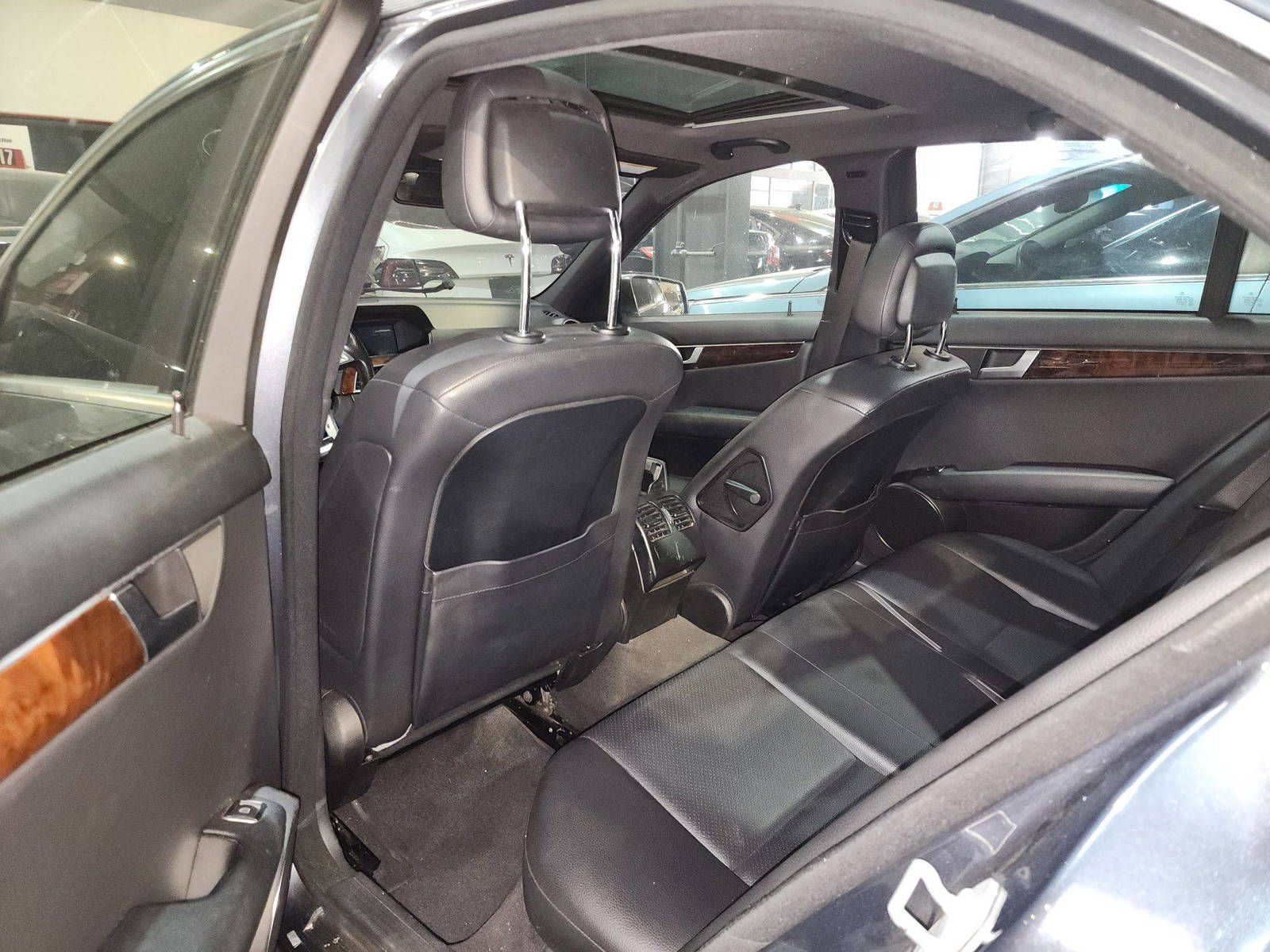 2013 MERCEDES BENZ C300 — 180839 Miles — Lot 307454 — Al Quoz - Marhaba Auctions Used Cars - Image 7