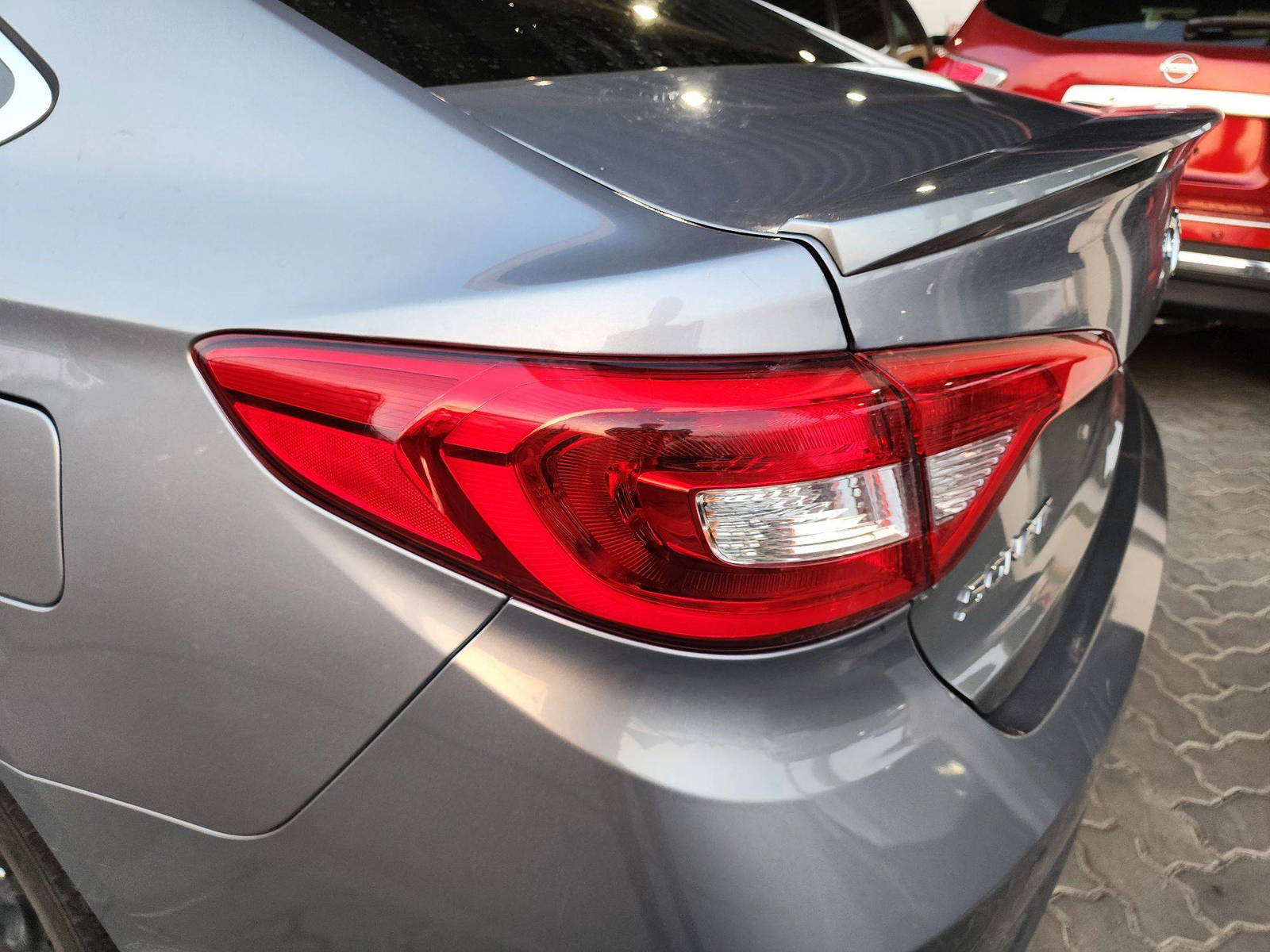 2016 HYUNDAI SONATA — 168047 Miles — Lot 39644004 — Souq - Marhaba Auctions Used Cars - Image 10