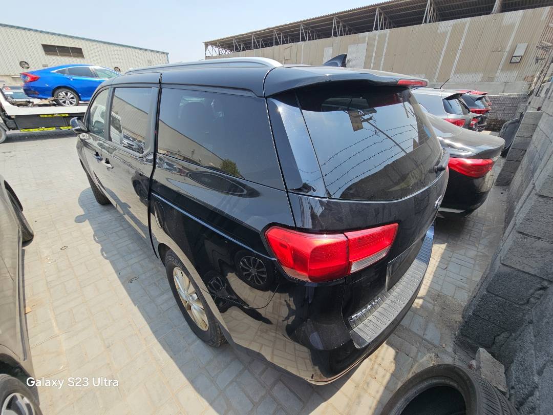 2015 KIA SEDONA — 135389 Miles — Lot 6041606 — Main - Marhaba Auctions Used Cars - Image 5