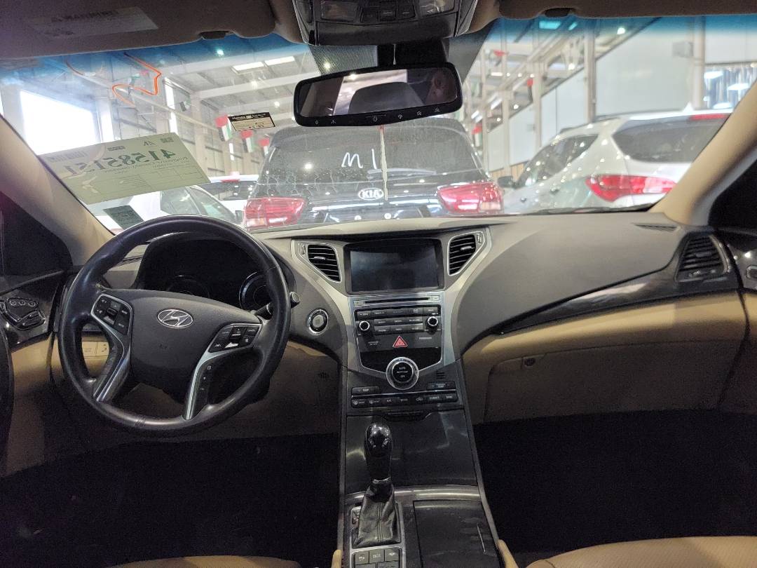 HYUNDAI AZERA 2016 - Marhaba Auction Used Cars - Image 7