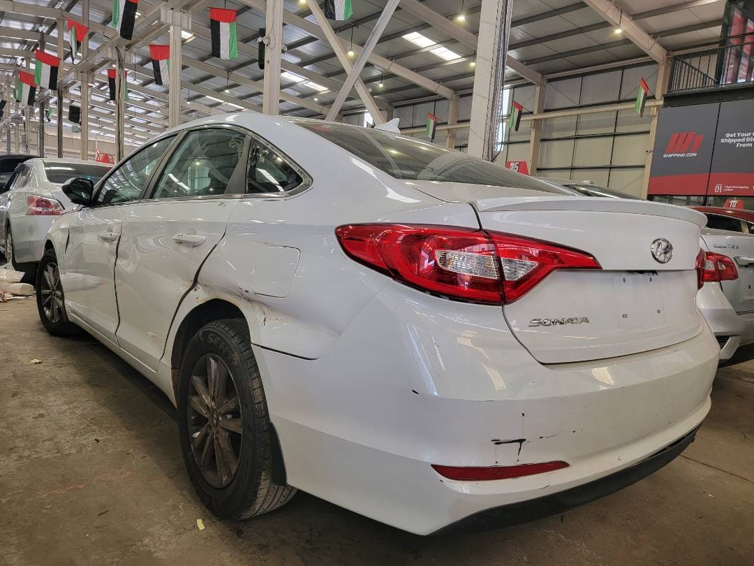 2015 HYUNDAI SONATA — 143719 Miles — Lot 38339100 — Souq - Marhaba Auctions Used Cars - Image 3