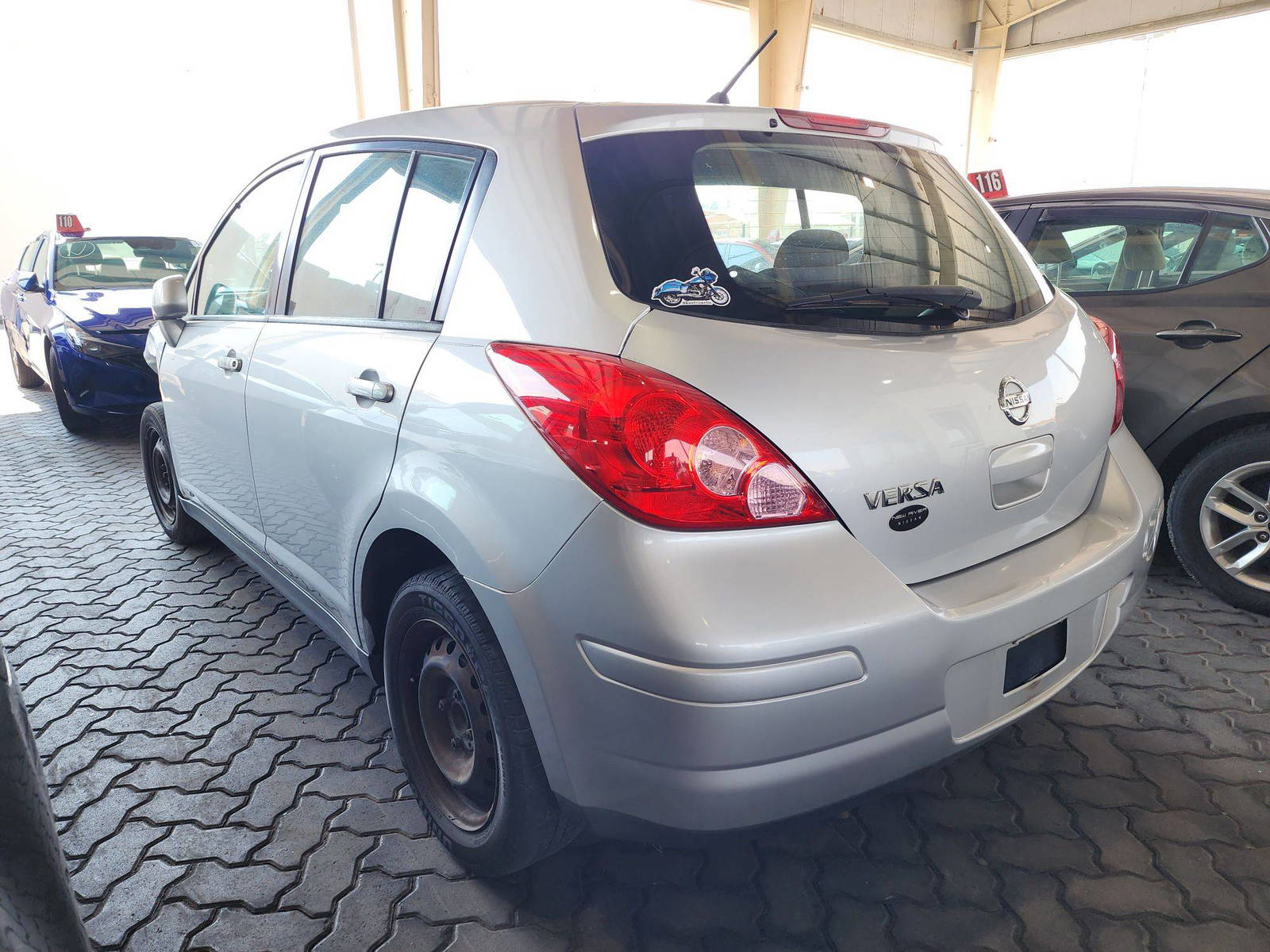2009 NISSAN VERSA — 185138 Miles — Lot 58716514 — Souq - Marhaba Auctions Used Cars - Image 3