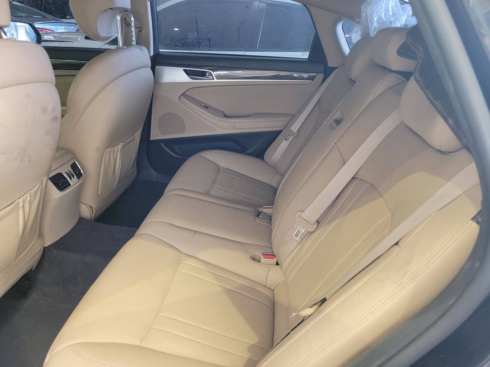 HYUNDAI GENESIS 2015 - Marhaba Auction Used Cars - Image 9