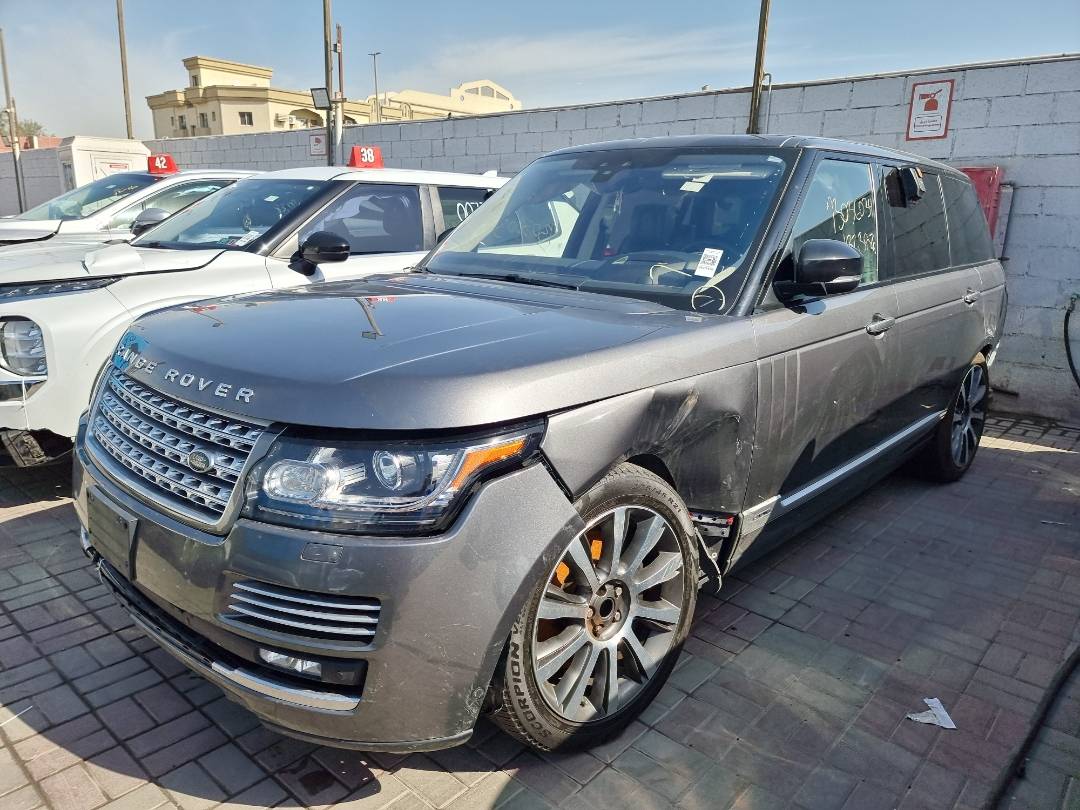 2017 LAND ROVER RANGE ROVER — 132382 Miles — Lot E2HA360806 — Main - Marhaba Auctions Used Cars - Image 3