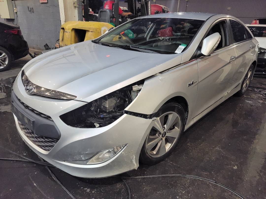 2013 HYUNDAI SONATA — 223804 KM — Lot 59694 — Main - Marhaba Auctions Used Cars - Image 4