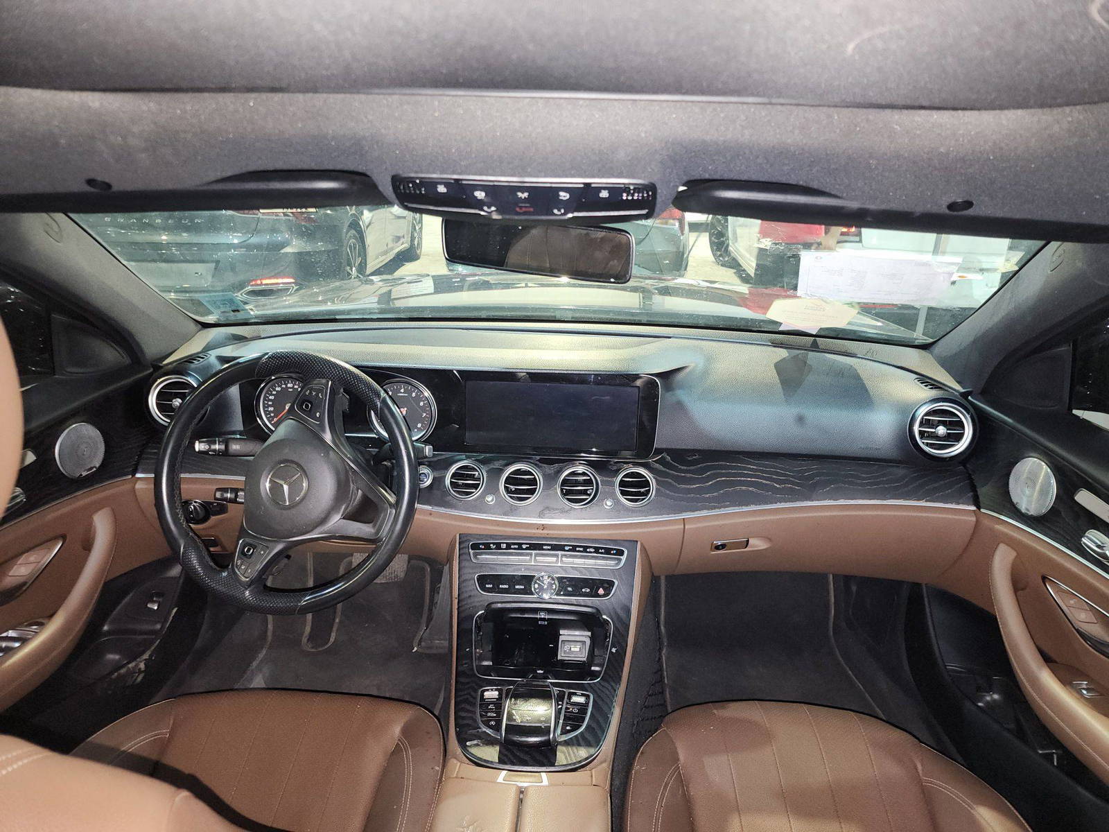 MERCEDES BENZ E-300 2018 - Marhaba Auction Used Cars - Image 8