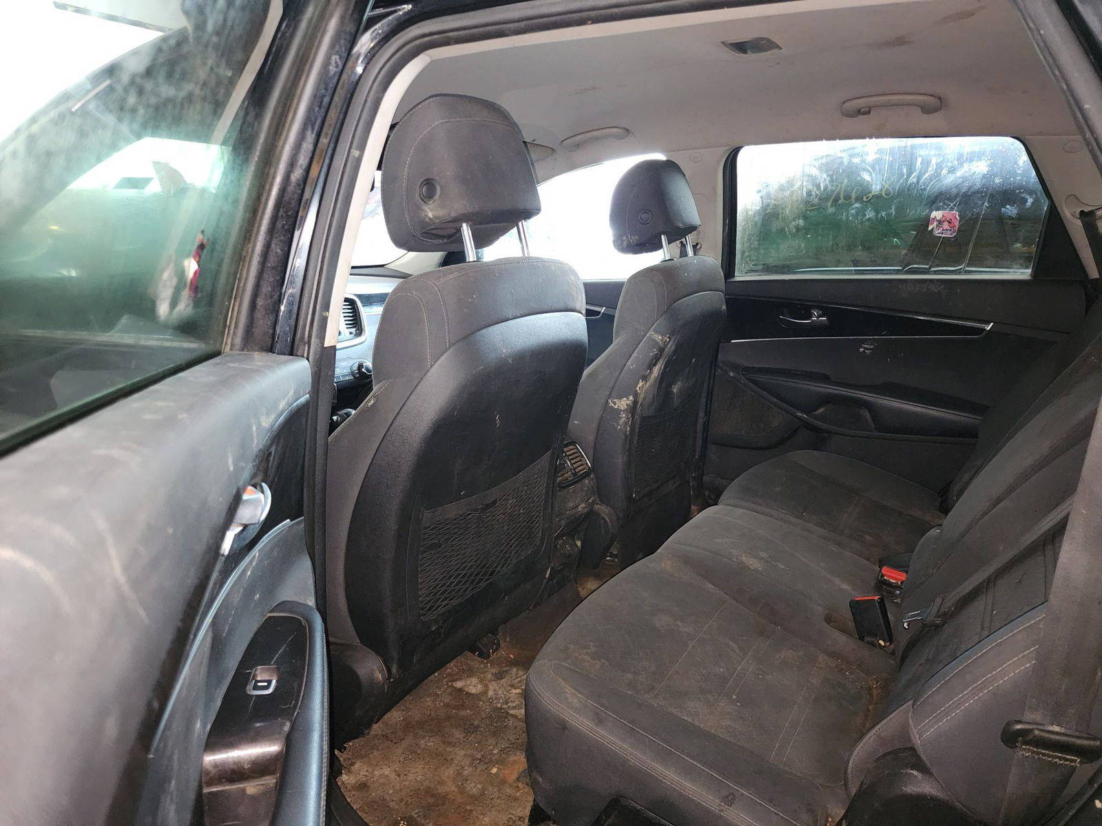 KIA SORENTO 2017 - Marhaba Auction Used Cars - Image 7