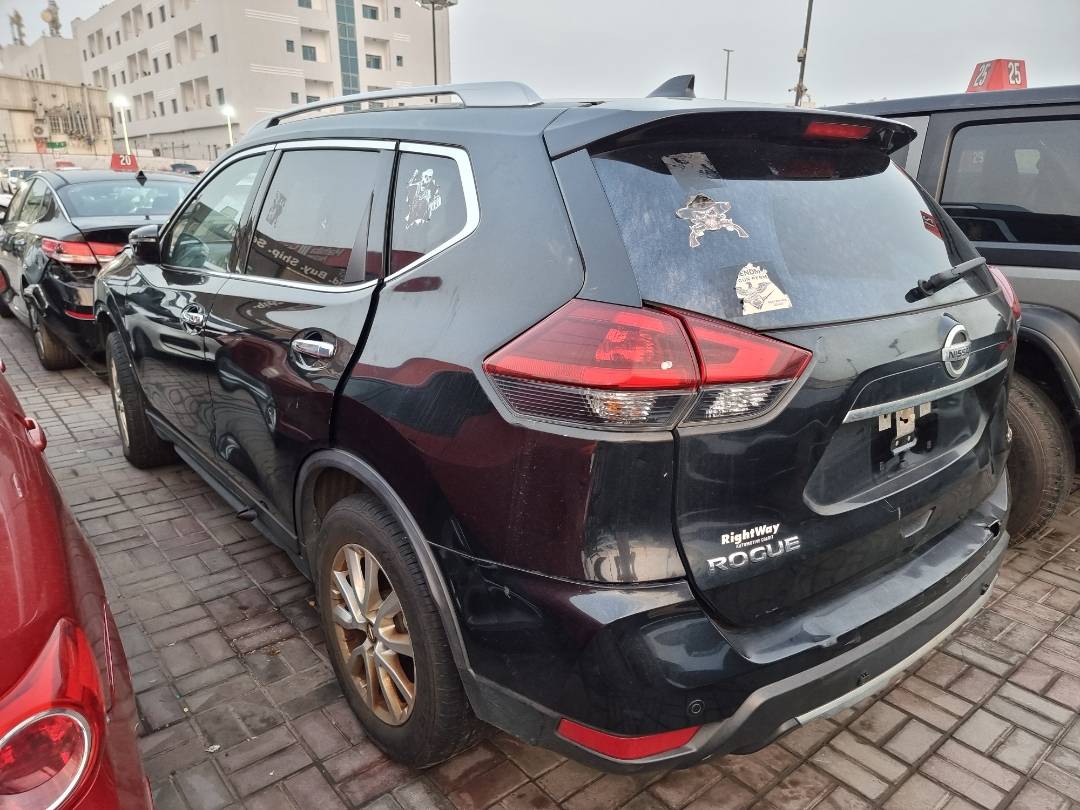 2020 NISSAN ROGUE — 199844 Miles — Lot 214587 — Souq - Marhaba Auctions Used Cars - Image 3