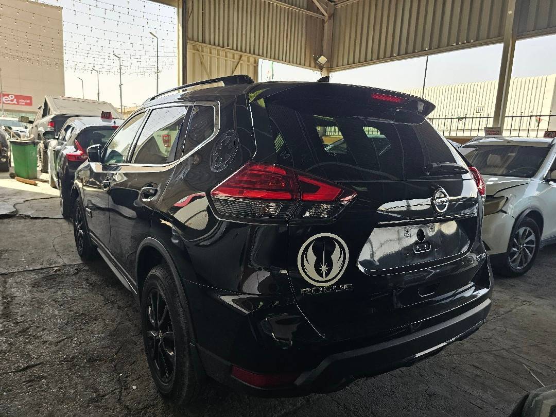 NISSAN ROGUE