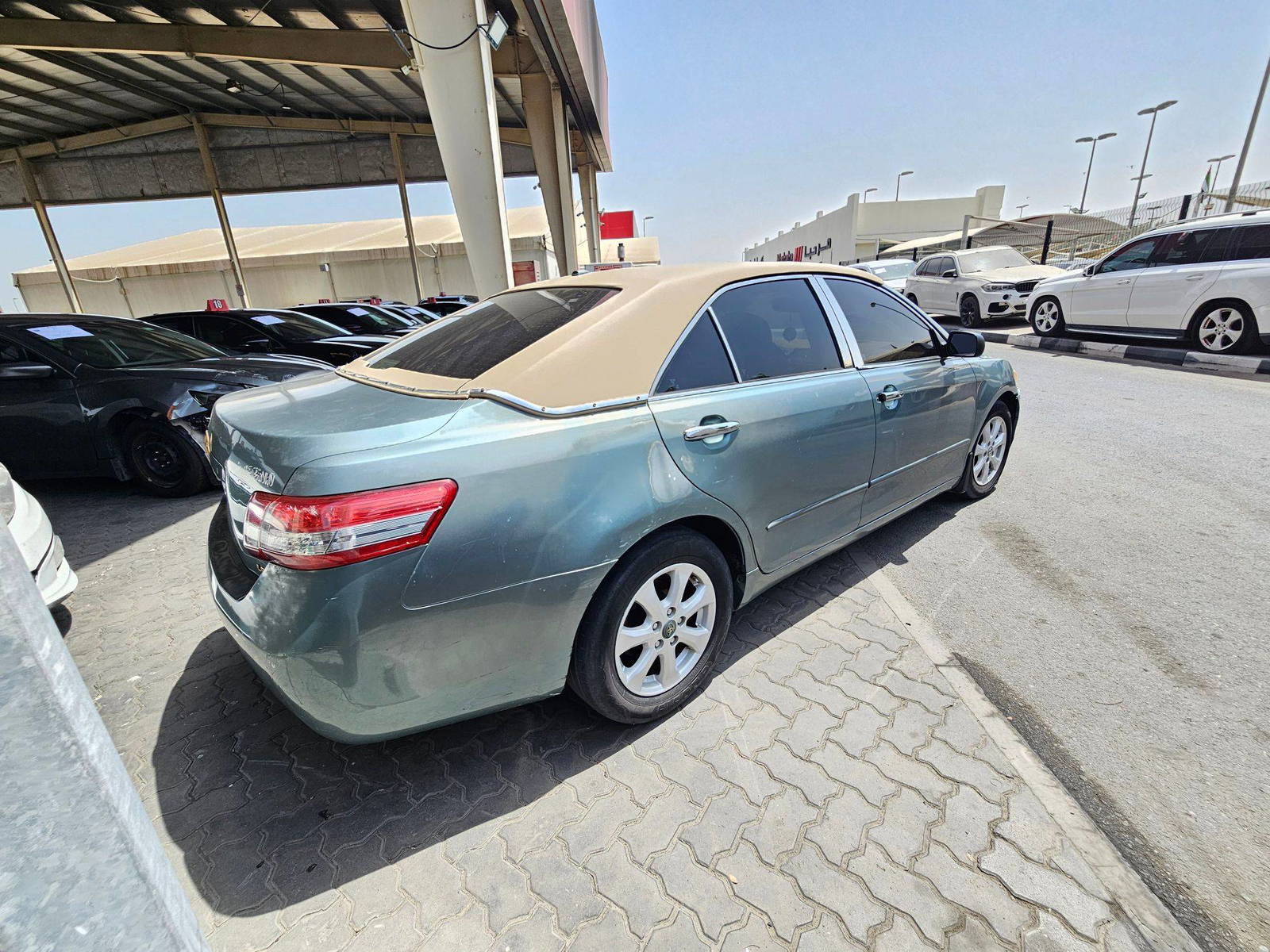 2011 TOYOTA CAMRY — 122701 Miles — Lot EKXBU589892 — Souq - Marhaba Auctions Used Cars - Image 4