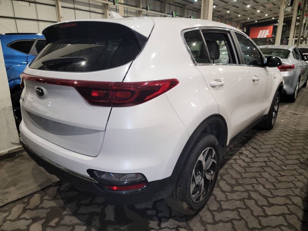 2021 KIA SPORTAGE — 20706 Miles — Lot M7923095 - Marhaba Auctions Used Cars - Image 3