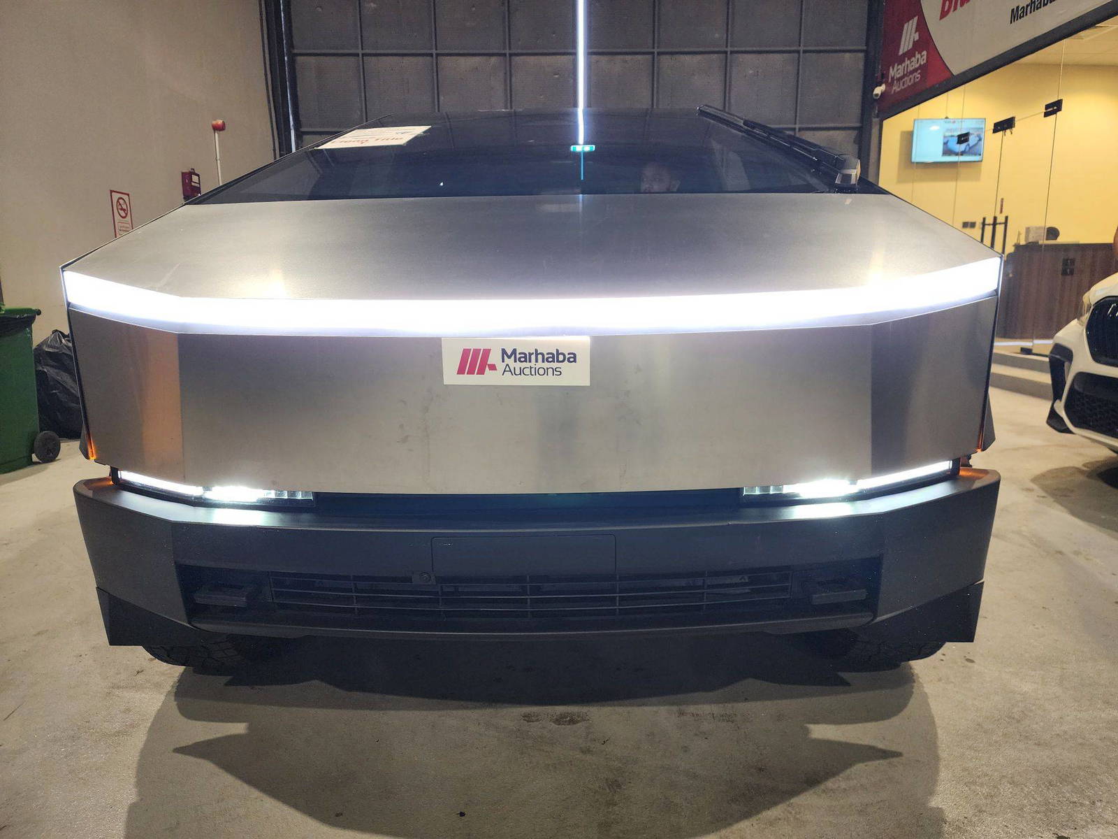 2024 TESLA CYBERTRUCK — 477 Miles — Lot 54939974 — Main - Marhaba Auctions Used Cars - Image 18