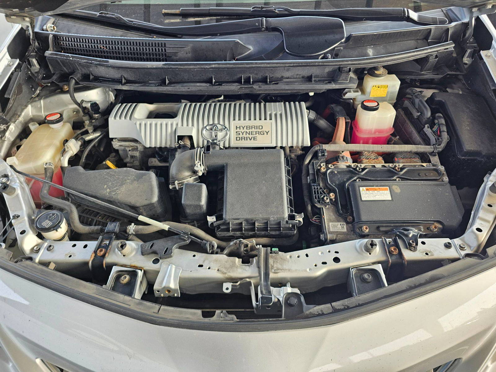 2014 TOYOTA PRIUS V — 187271 Miles — Lot 3EJ014868 — Souq - Marhaba Auctions Used Cars - Image 10