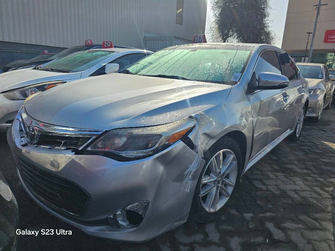 TOYOTA AVALON