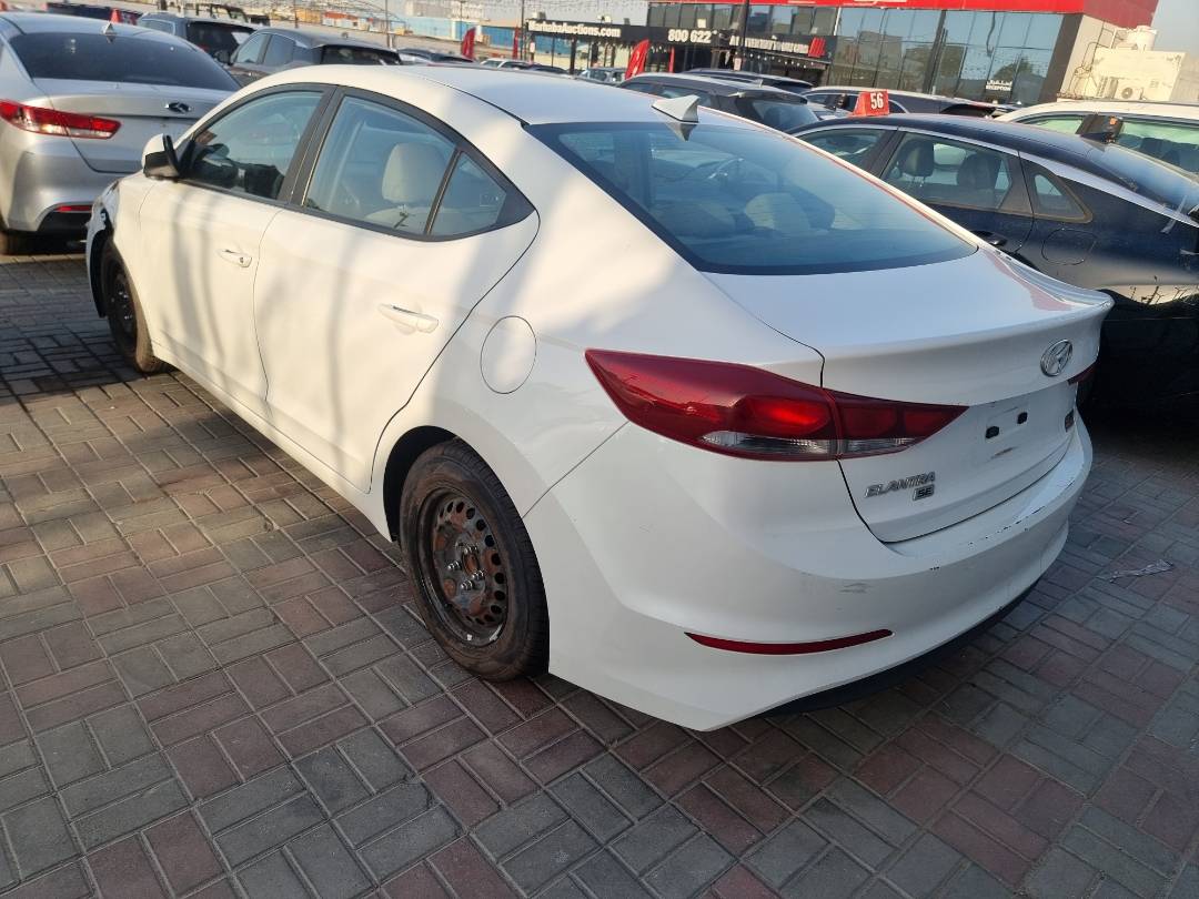 HYUNDAI ELANTRA 2017 - Marhaba Auction Used Cars - Image 4