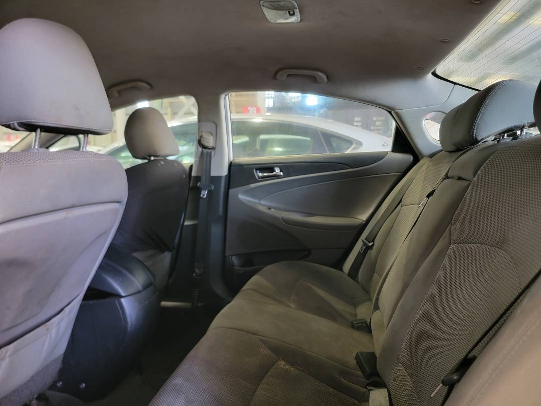 2014 HYUNDAI SONATA — 204552 Miles — Lot 39694958 — Main - Marhaba Auctions Used Cars - Image 8