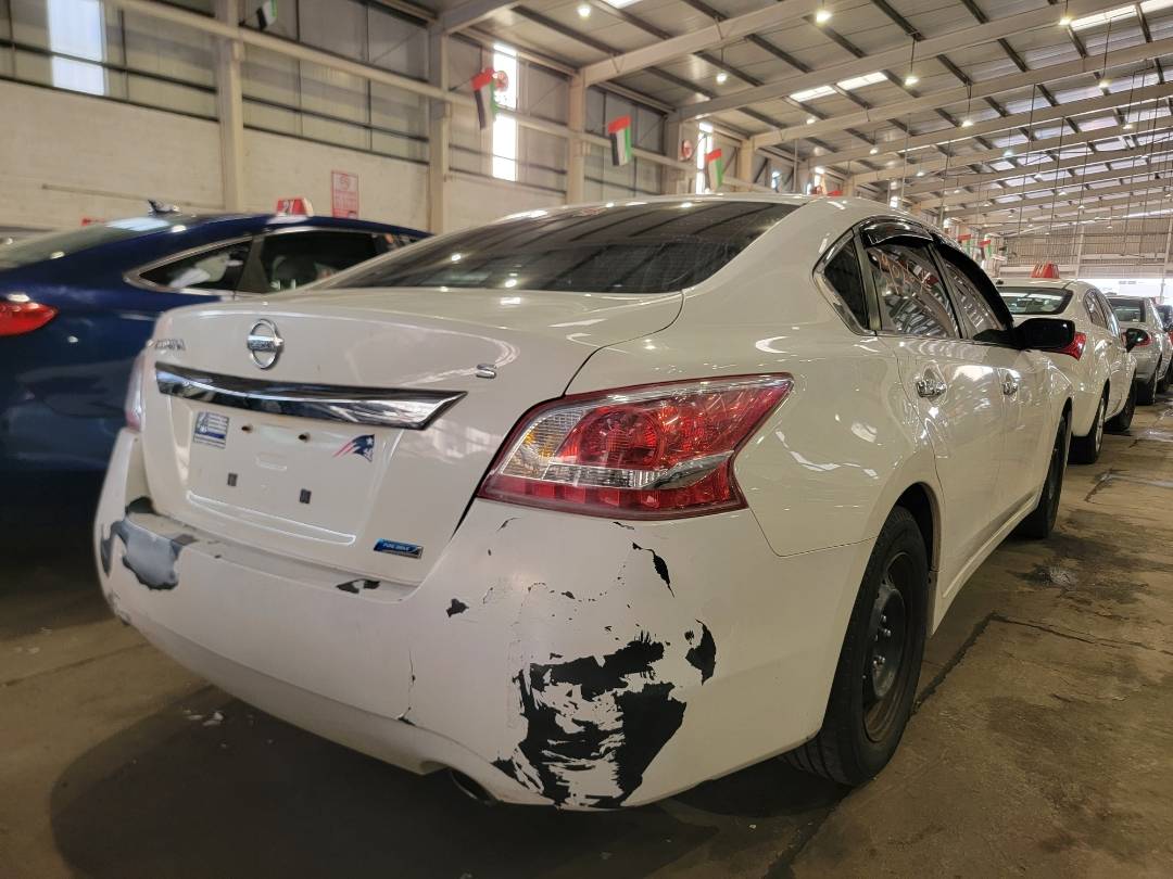 2013 NISSAN ALTIMA — 257931 Miles — Lot 39026380 — Main - Marhaba Auctions Used Cars - Image 5