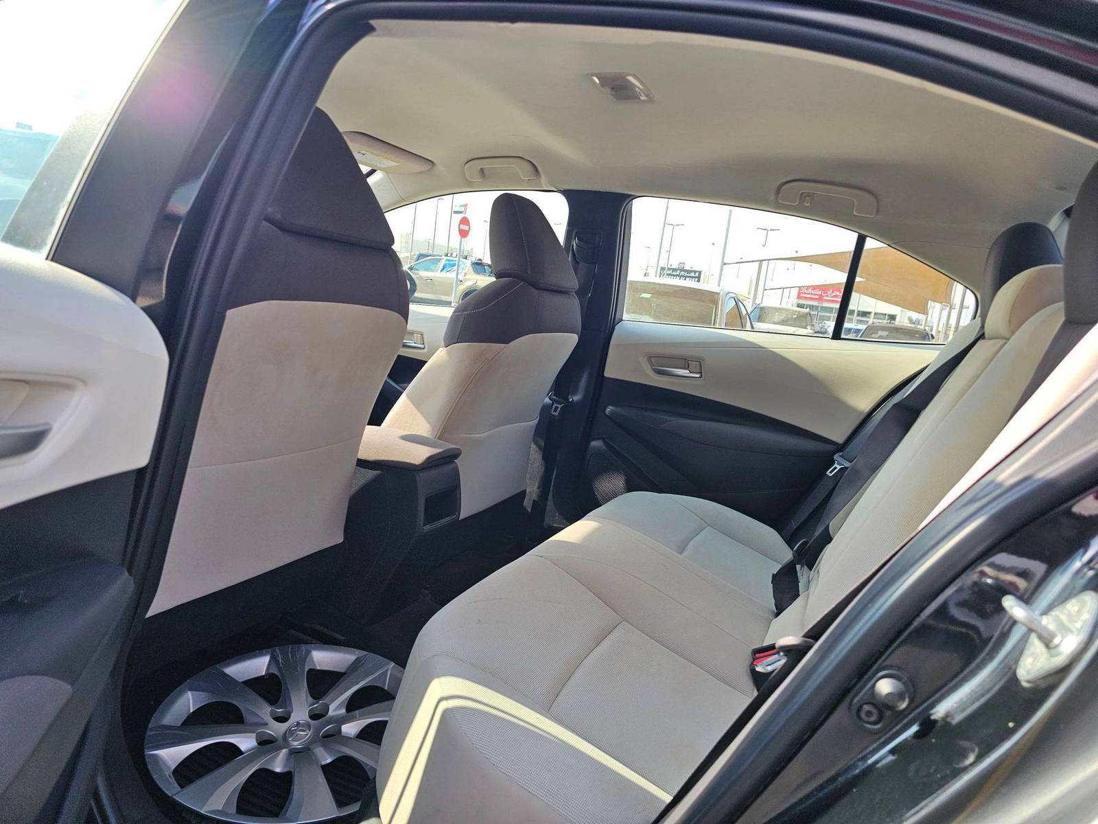 2020 TOYOTA COROLLA — 44604 Miles — Lot 6LP081788 — Souq - Marhaba Auctions Used Cars - Image 6