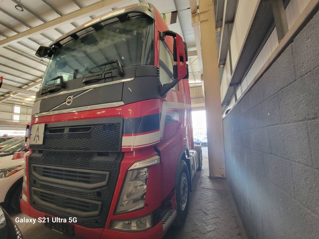 2015 VOLVO FH-Series — 1436119 KM — Lot 0FB737580 — Main - Marhaba Auctions Used Cars - Image 4