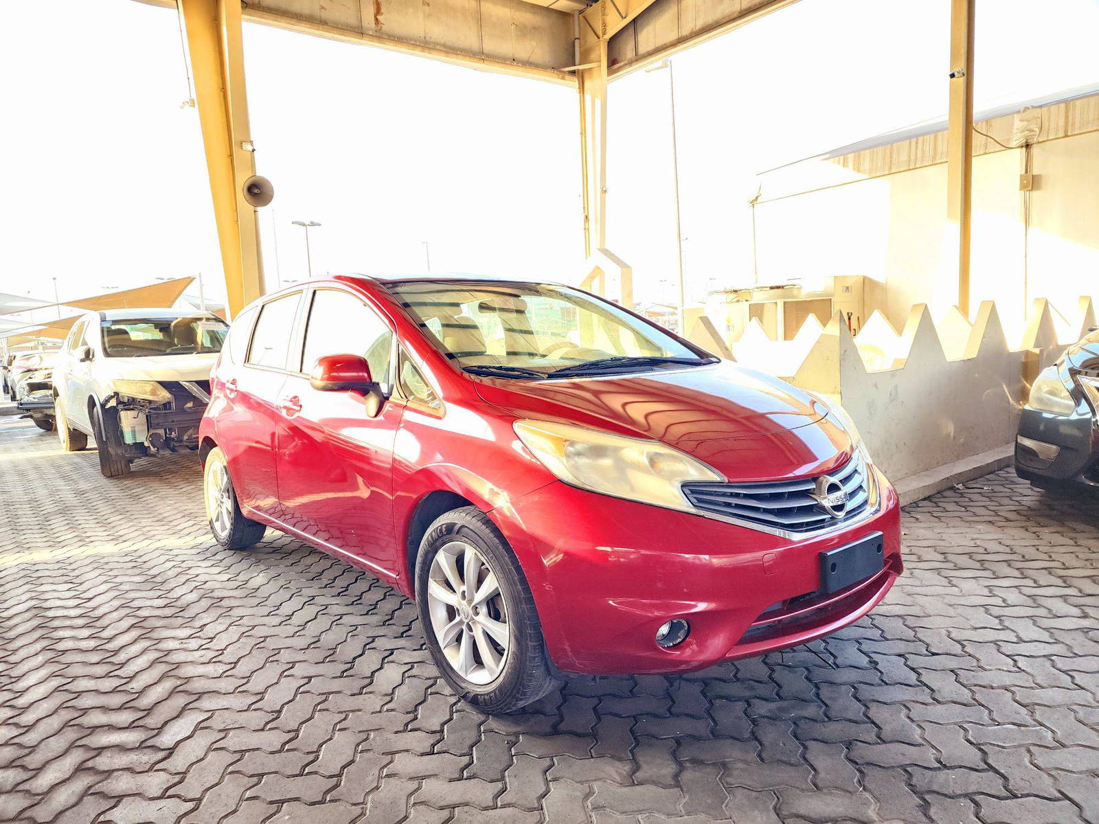 2014 NISSAN VERSA NOTE — 147010 Miles — Lot 40788631 — Souq - Marhaba Auctions Used Cars - Image 3