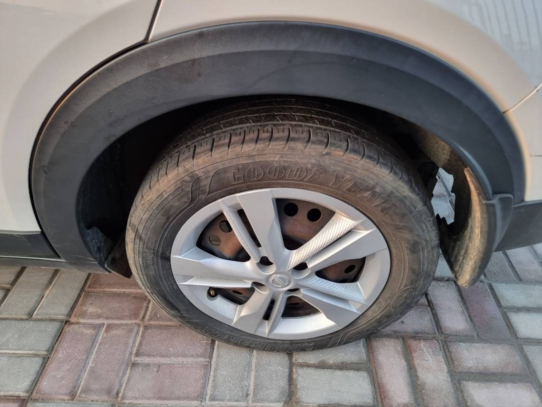 2019 NISSAN KICKS — 158 302 Miles — Lot L562763 — Main - Marhaba Auctions Used Cars - Image 10
