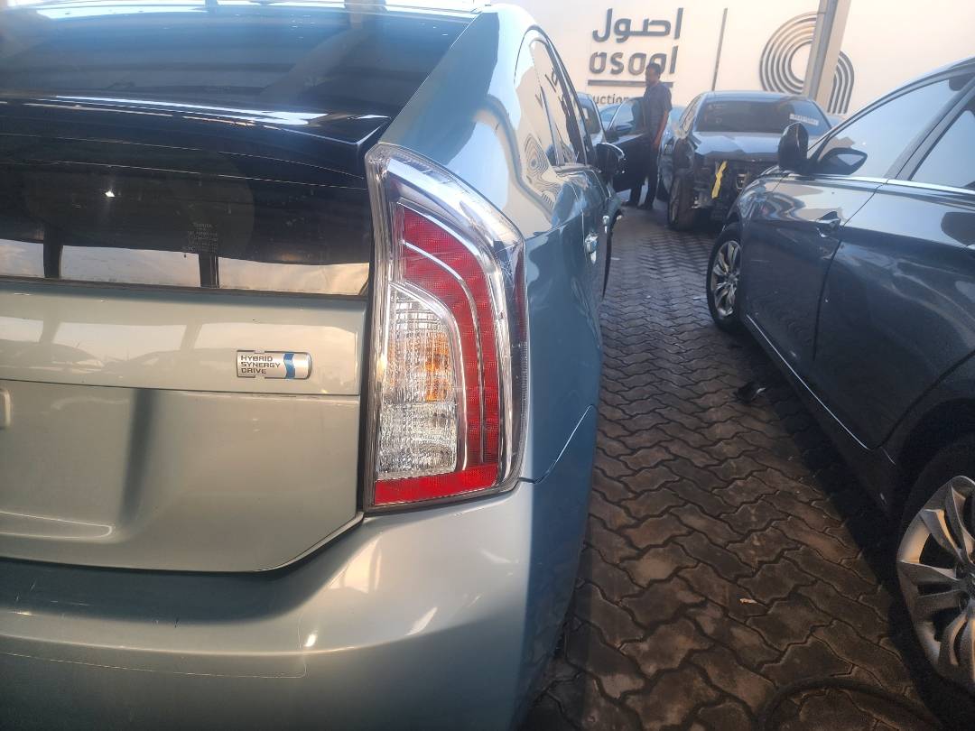 2015 TOYOTA PRIUS — 142265 Miles — Lot 38039904 - Marhaba Auctions Used Cars - Image 11