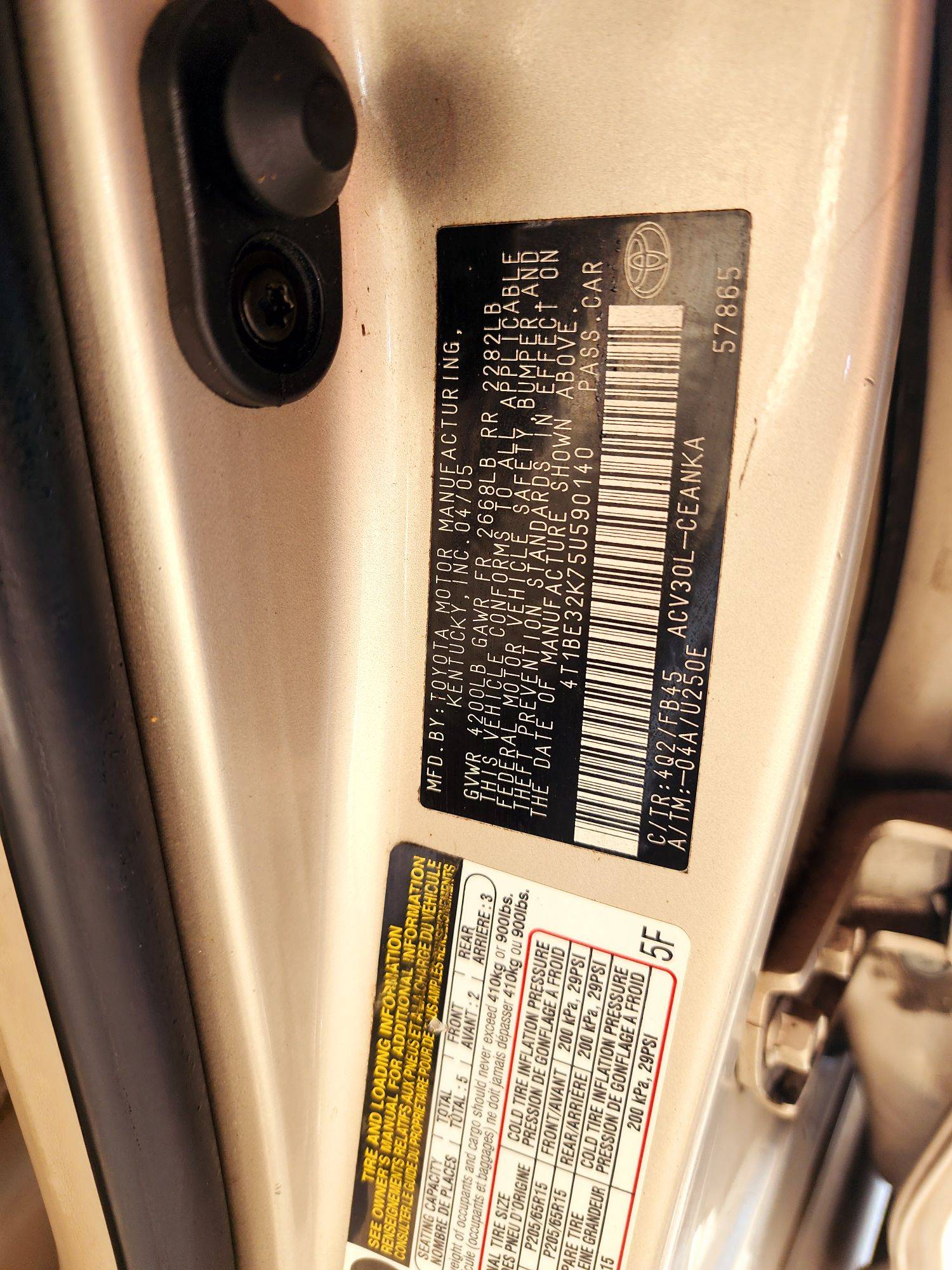 2005 TOYOTA CAMRY — 219533 Miles — Lot 68714954 — Souq - Marhaba Auctions Used Cars - Image 10