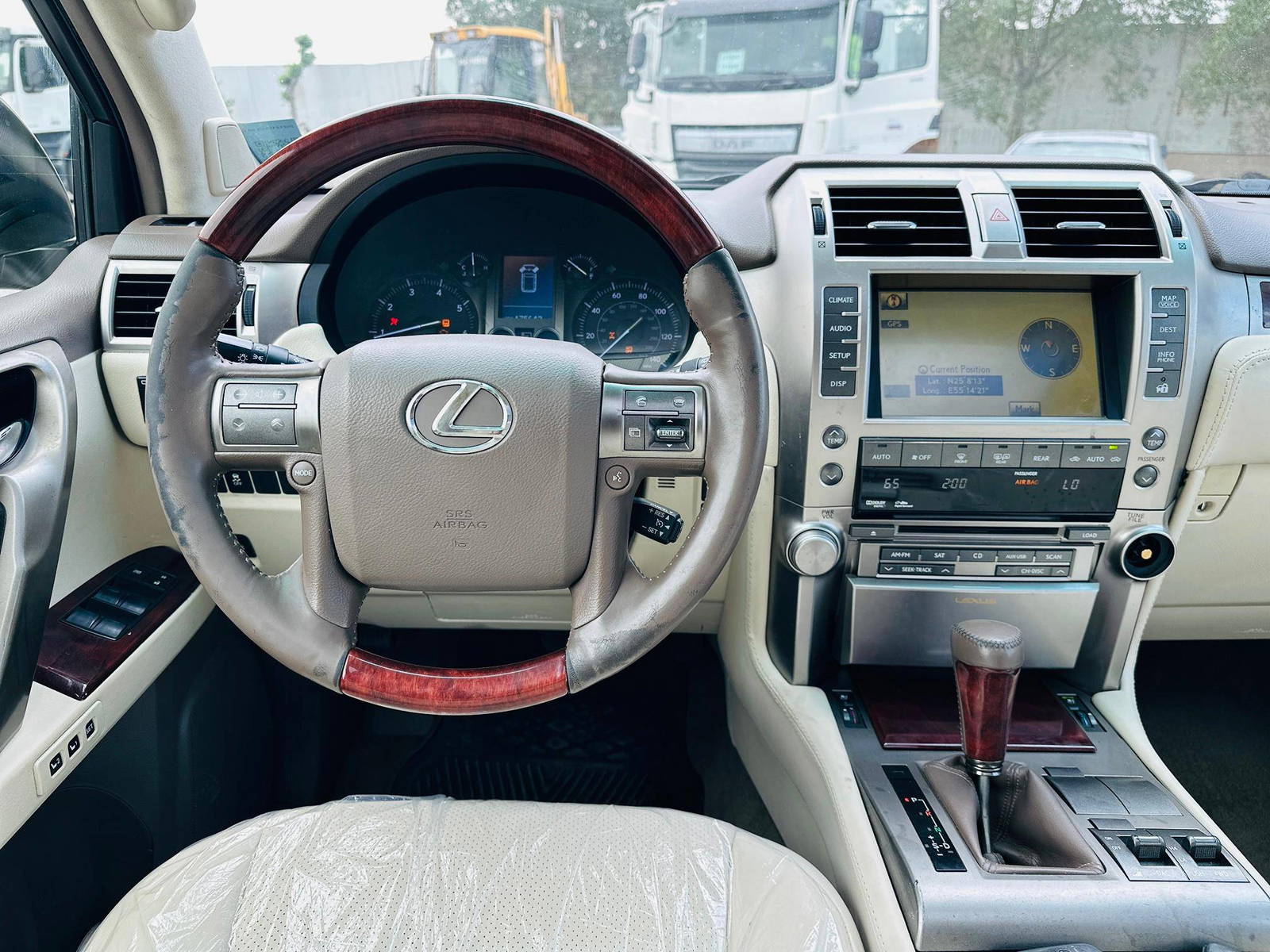 2010 LEXUS GX 460 — 175644 Miles — Lot 75453234 — Ind. 12 - Marhaba Auctions Used Cars - Image 14