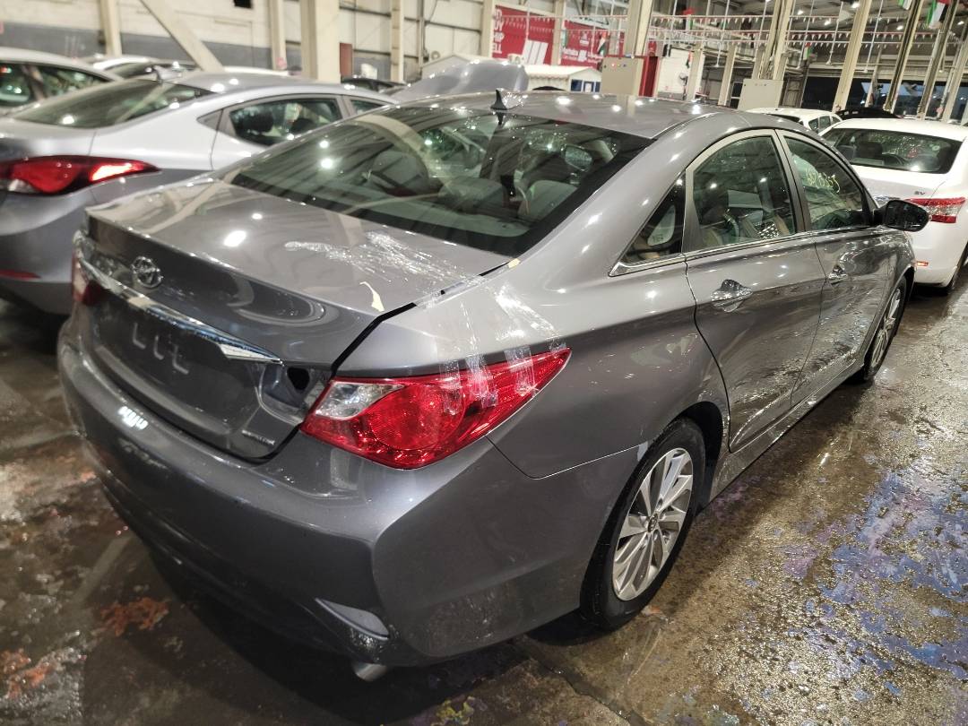 2014 HYUNDAI SONATA — 175510 Miles — Lot 68215353 - Marhaba Auctions Used Cars - Image 4