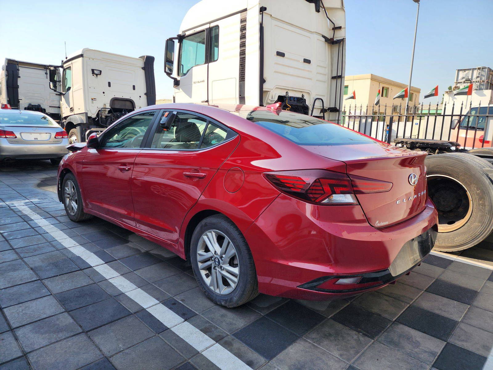 2019 HYUNDAI ELANTRA — 198514 Miles — Lot 71470884 — Souq - Marhaba Auctions Used Cars - Image 3