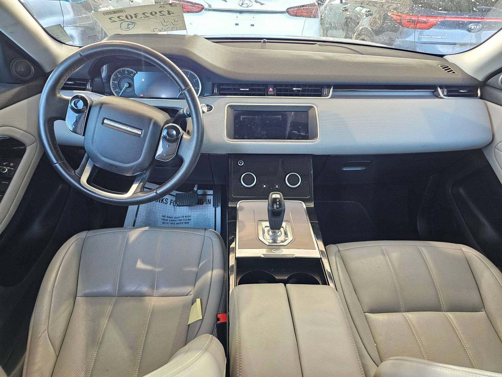 2020 LAND ROVER RANGE ROVER EVOQUE — 49362 Miles — Lot 42923022 — Souq - Marhaba Auctions Used Cars - Image 8