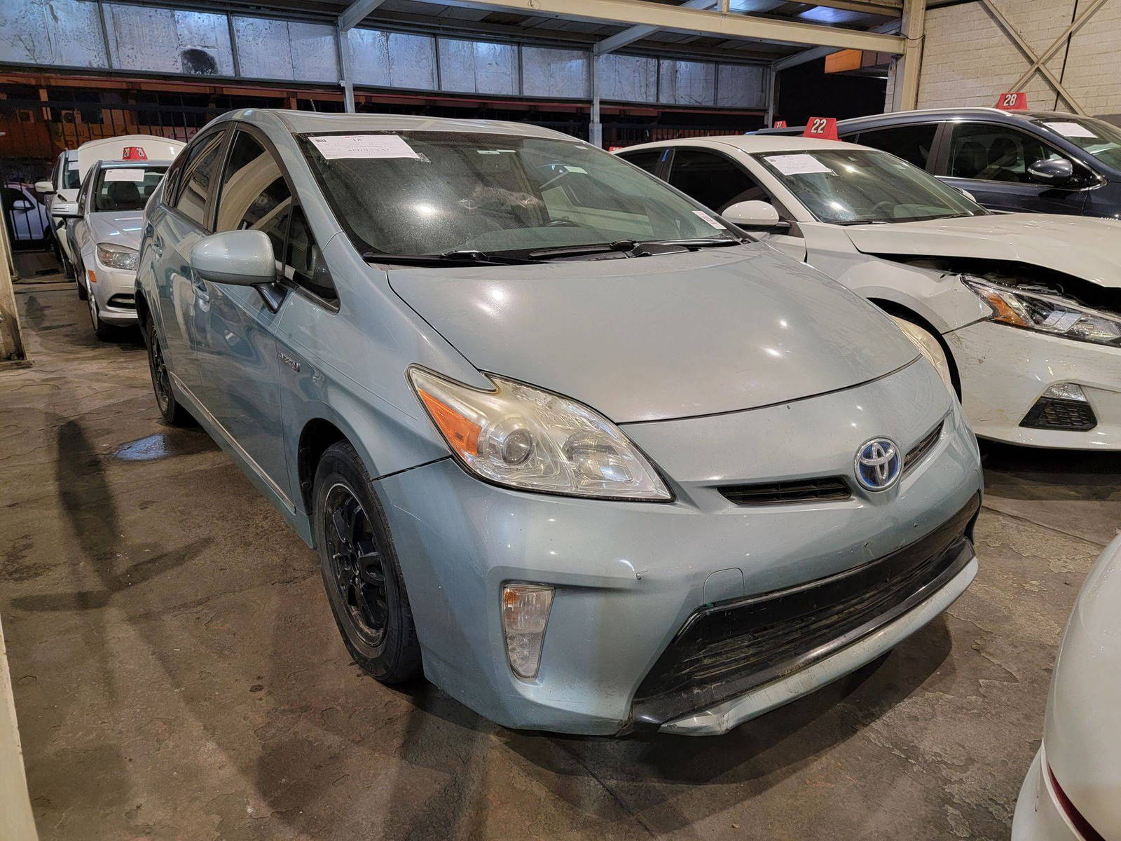 2014 TOYOTA PRIUS — 203690 Miles — Lot 42761332 — Main - Marhaba Auctions Used Cars - Image 3