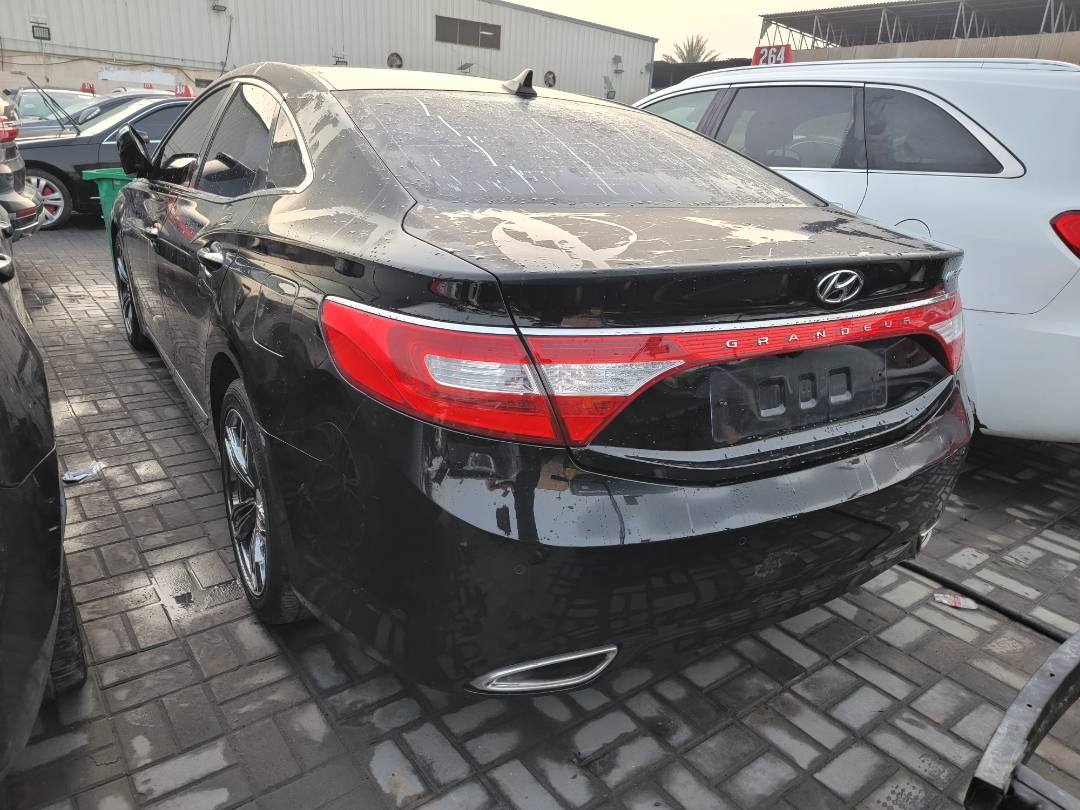 2012 HYUNDAI GRANDEUR — 136248 KM — Lot BCA145512 — Main - Marhaba Auctions Used Cars - Image 6