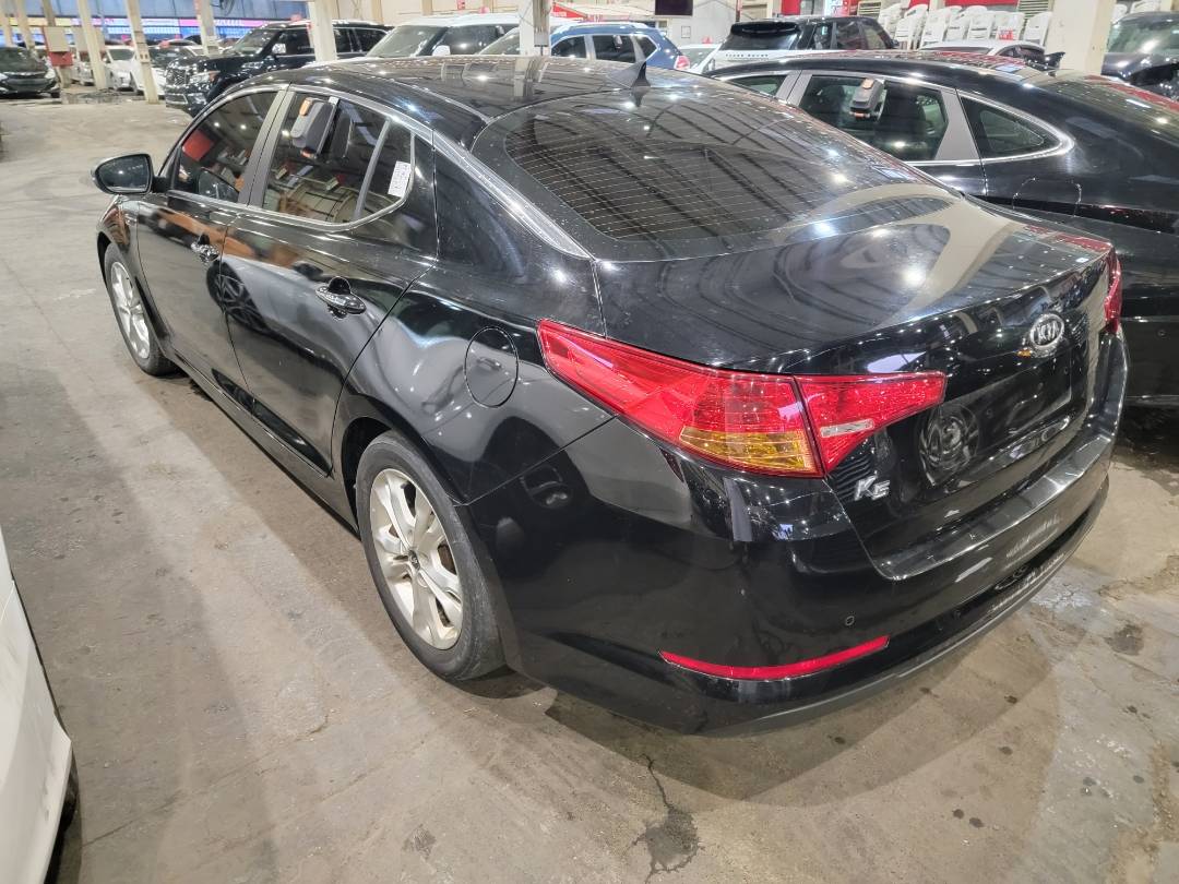 2011 KIA K5 — 133874 KM — Lot 036093 — Main - Marhaba Auctions Used Cars - Image 3