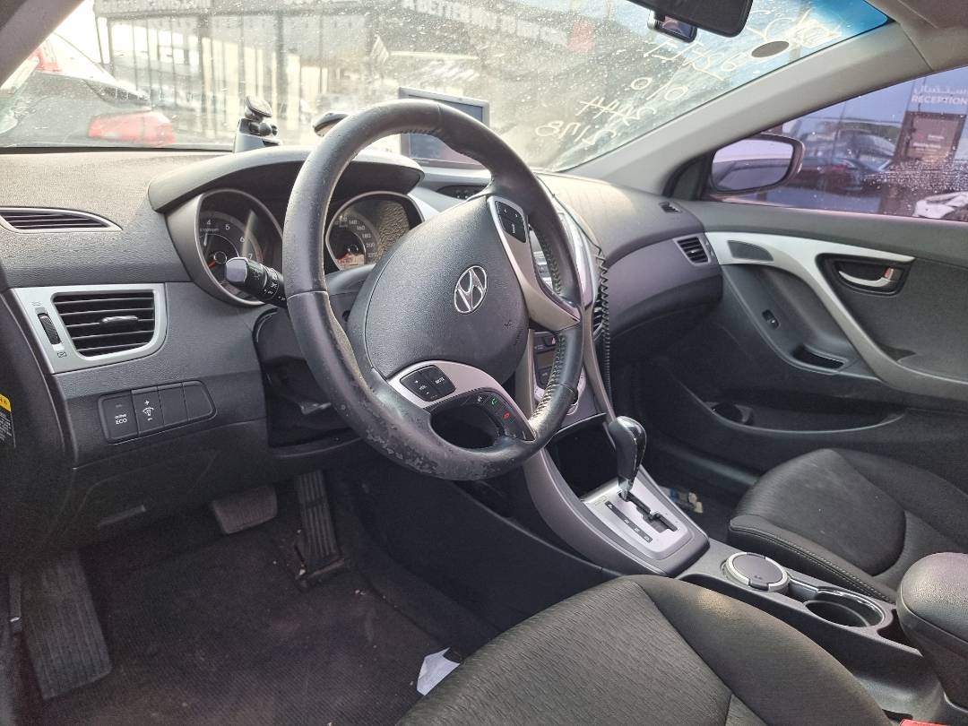 2011 HYUNDAI AVANTE — 148780 KM — Lot 215487 — Ind. 12 - Marhaba Auctions Used Cars - Image 8