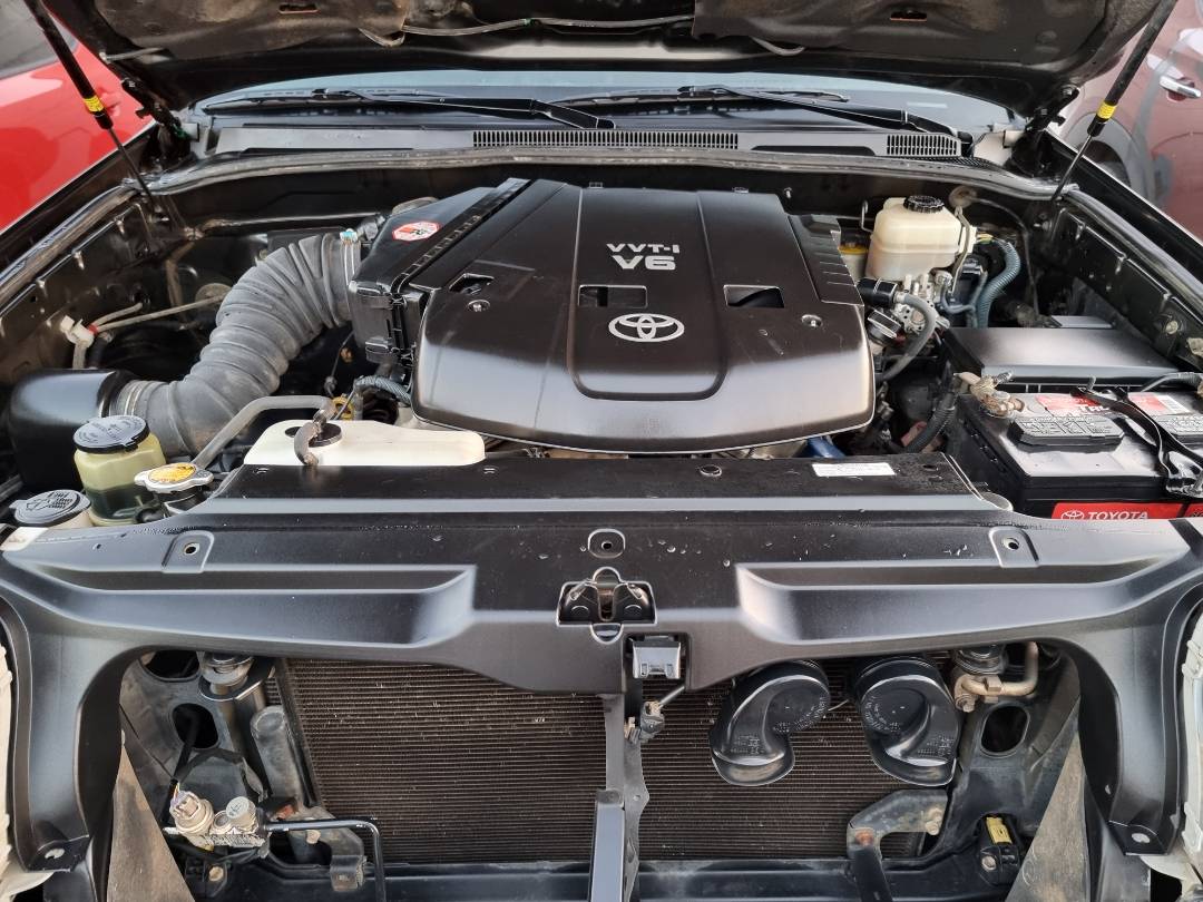 2008 TOYOTA 4RUNNER SR5 — 250020 Miles — Lot 215487 — Ind. 12 - Marhaba Auctions Used Cars - Image 11