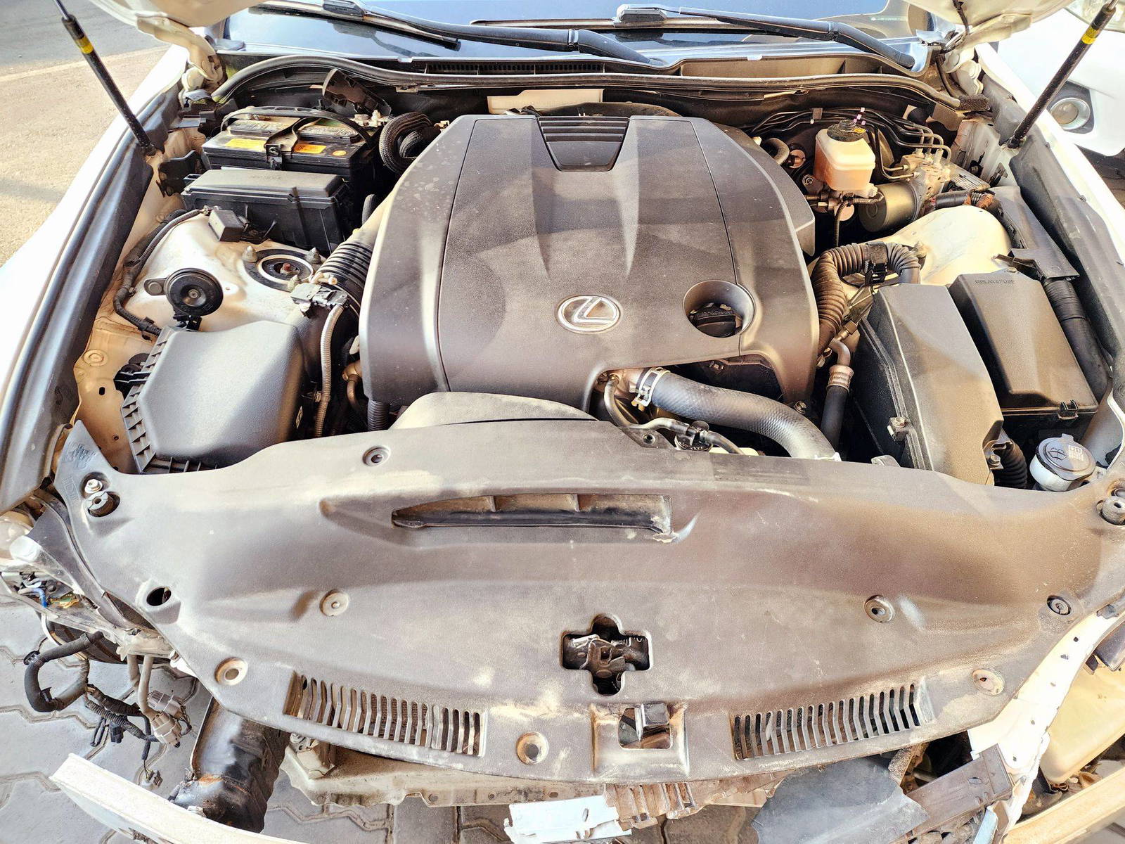 2014 LEXUS IS 250 — 93308 Miles — Lot E5031119 — Souq - Marhaba Auctions Used Cars - Image 11