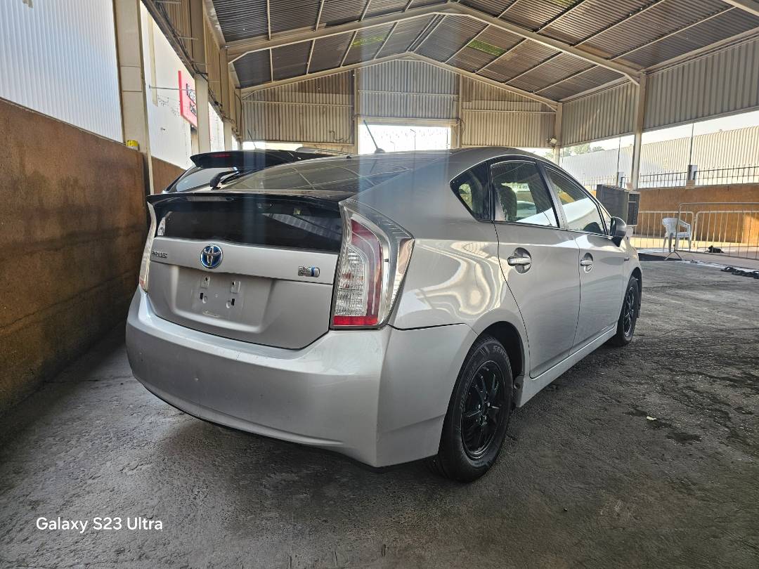 2012 TOYOTA PRIUS — 200769 Miles — Lot 5C5399035 — Main - Marhaba Auctions Used Cars - Image 5