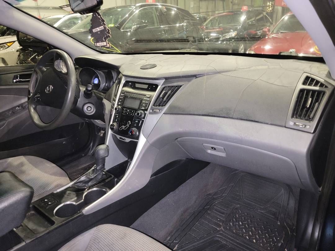 2013 HYUNDAI SONATA — 136933 Miles — Lot H552892 - Marhaba Auctions Used Cars - Image 5