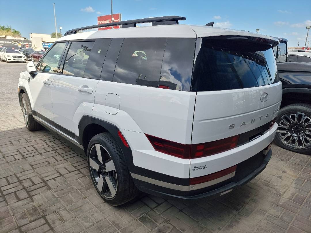 HYUNDAI SANTA FE 2025 - Marhaba Auction Used Cars - Image 5