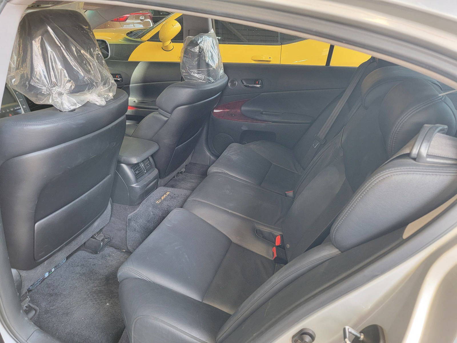 2006 LEXUS GS 300 — 278288 KM — Lot S465013360 — Main - Marhaba Auctions Used Cars - Image 9