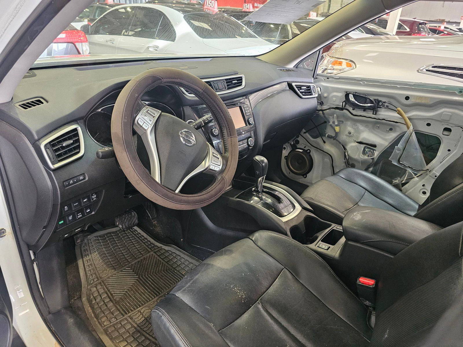 2015 NISSAN ROGUE — 165622 Miles — Lot C903513 — Main - Marhaba Auctions Used Cars - Image 8