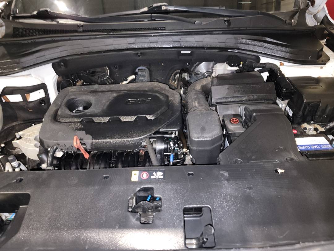 2019 HYUNDAI SANTA FE — 101240 Miles — Lot 68326573 - Marhaba Auctions Used Cars - Image 9