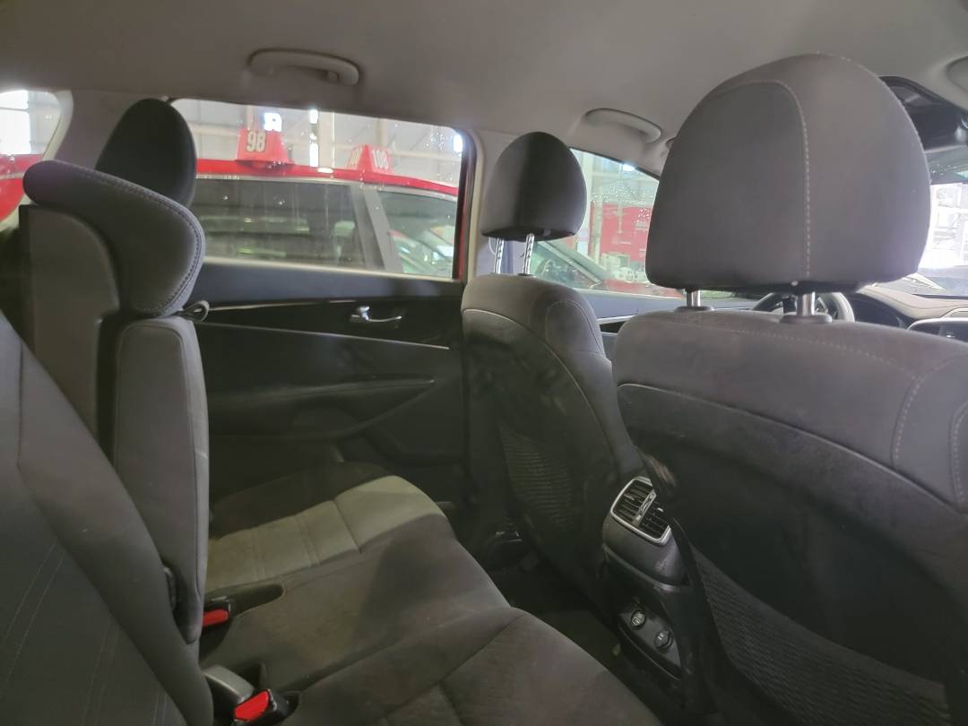 2020 KIA SORENTO — 77123 Miles — Lot 69096243 — Main - Marhaba Auctions Used Cars - Image 6