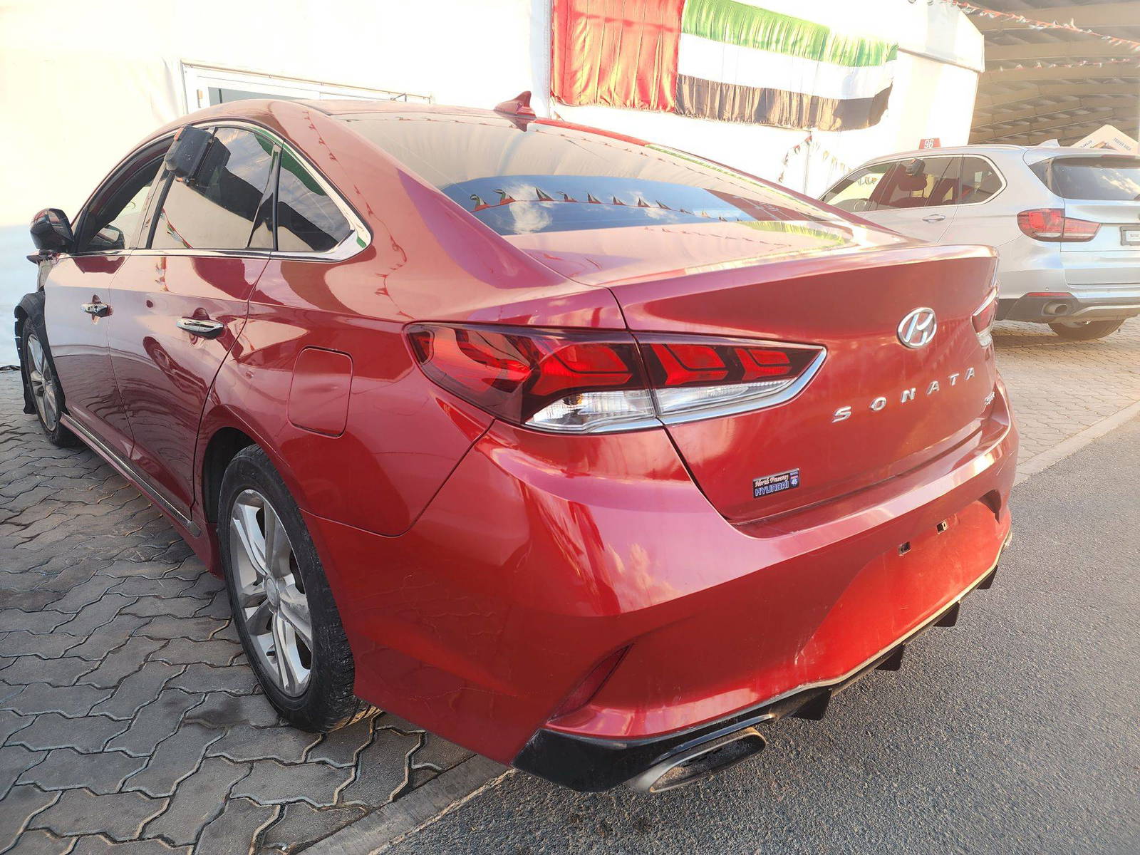 2018 HYUNDAI SONATA — 90057 Miles — Lot 10023165102 - Marhaba Auctions Used Cars - Image 12