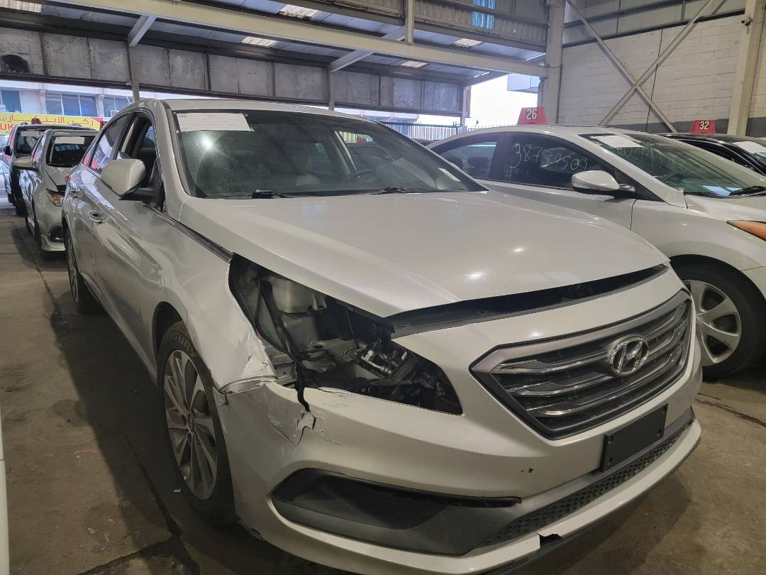 2016 HYUNDAI SONATA — 95110 Miles — Lot 47291084 — Main - Marhaba Auctions Used Cars - Image 4