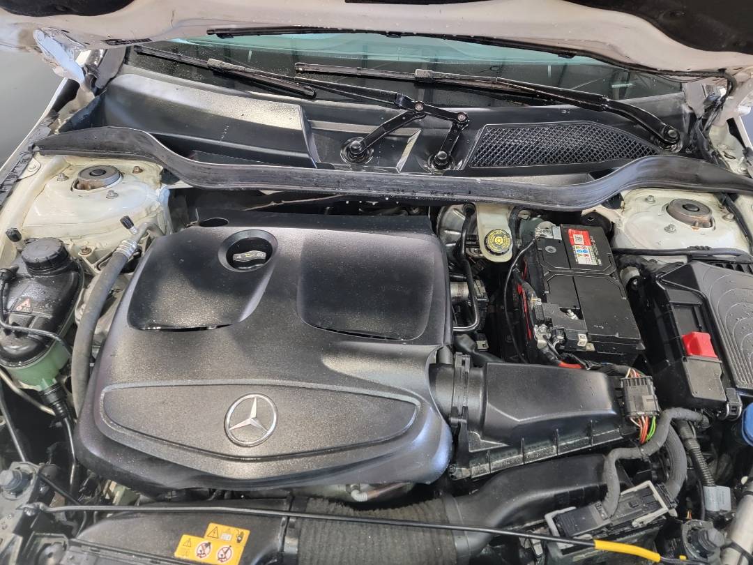 2019 MERCEDES BENZ CLA 250 — 115650 Miles — Lot 746086 - Marhaba Auctions Used Cars - Image 9