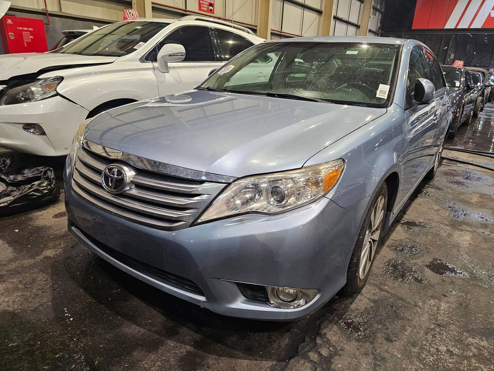 2012 TOYOTA AVALON — 134562 Miles — Lot 96885955 — Main - Marhaba Auctions Used Cars - Image 5